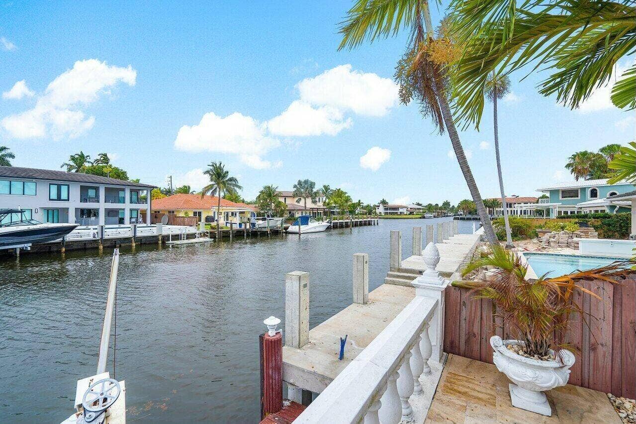 41 Castle Harbor Isle Drive, Fort Lauderdale, FL 33308 tempImageTBhVfq