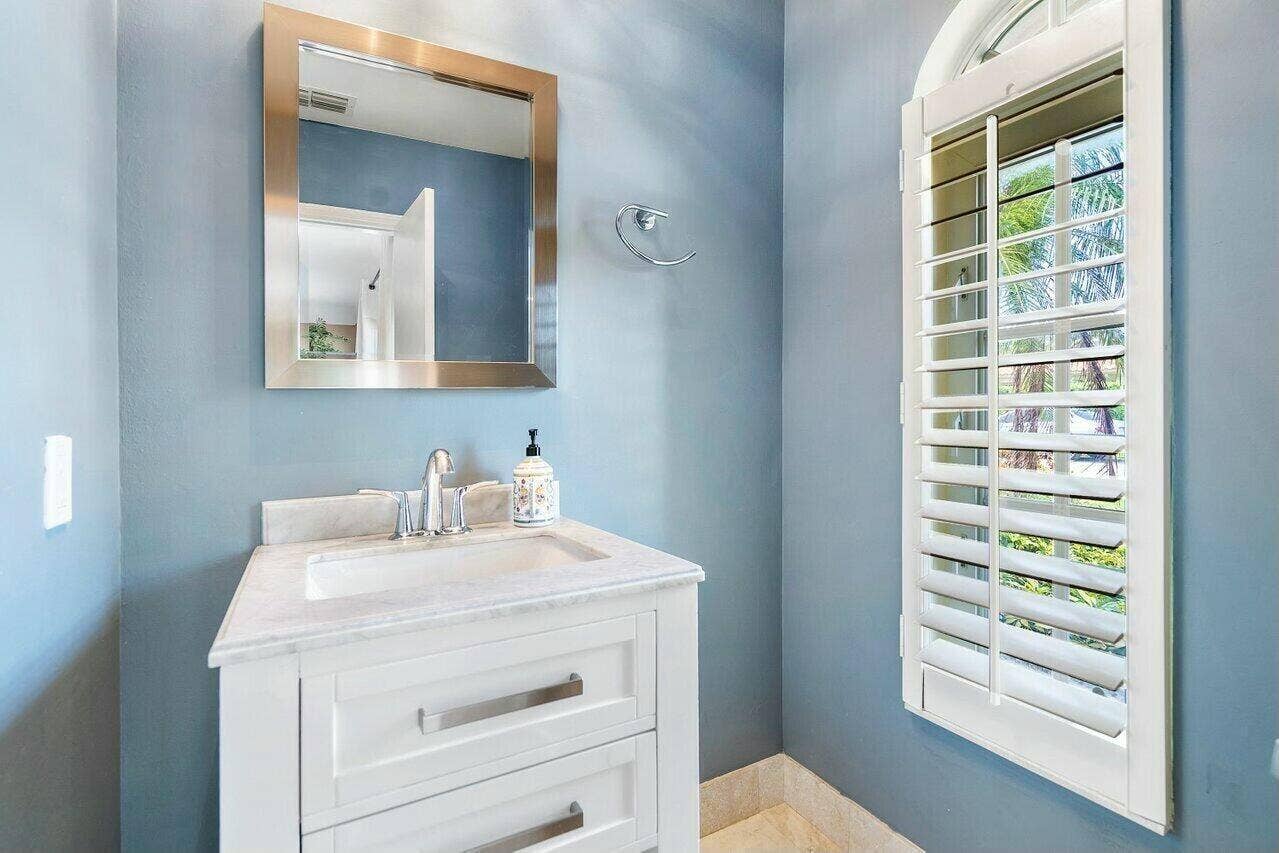41 Castle Harbor Isle Drive, Fort Lauderdale, FL 33308 tempImageCHq5S9