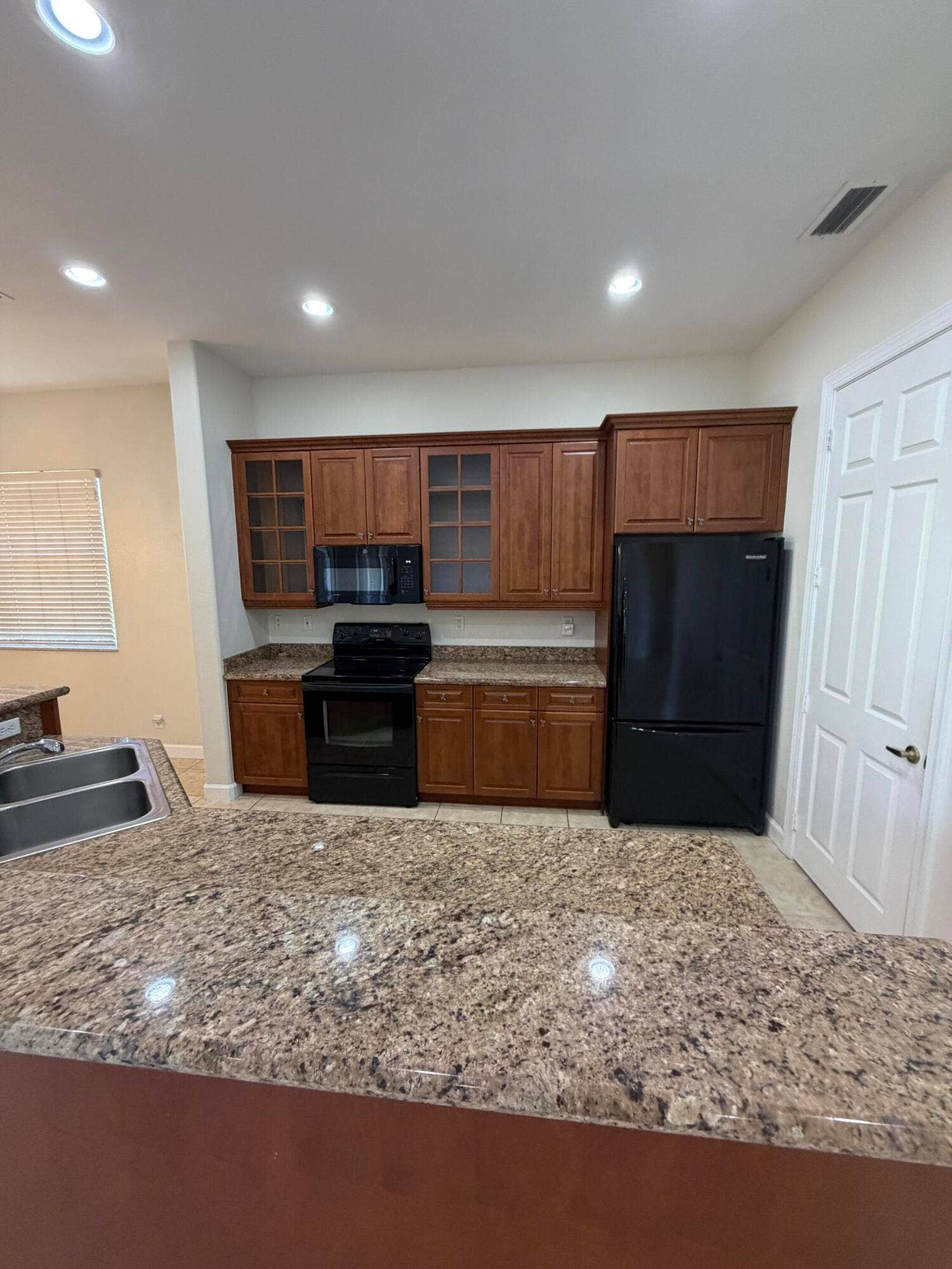 8079 NW 127TH Lane, #2-F, Parkland, Parkland, FL 33076 Kitchen