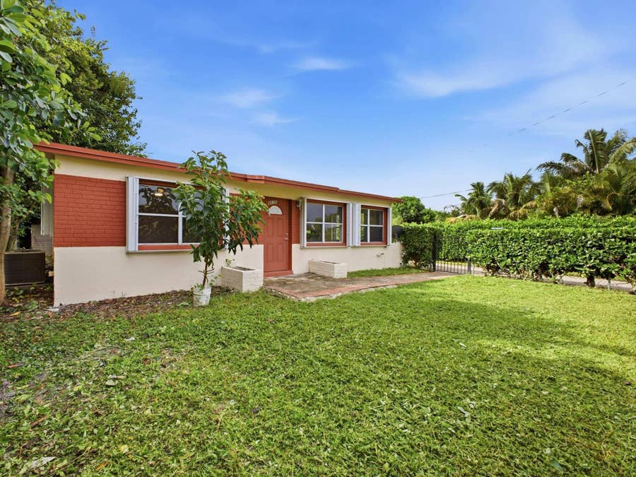 Property photo for 4626 SCHALL Road, West Palm Beach, FL