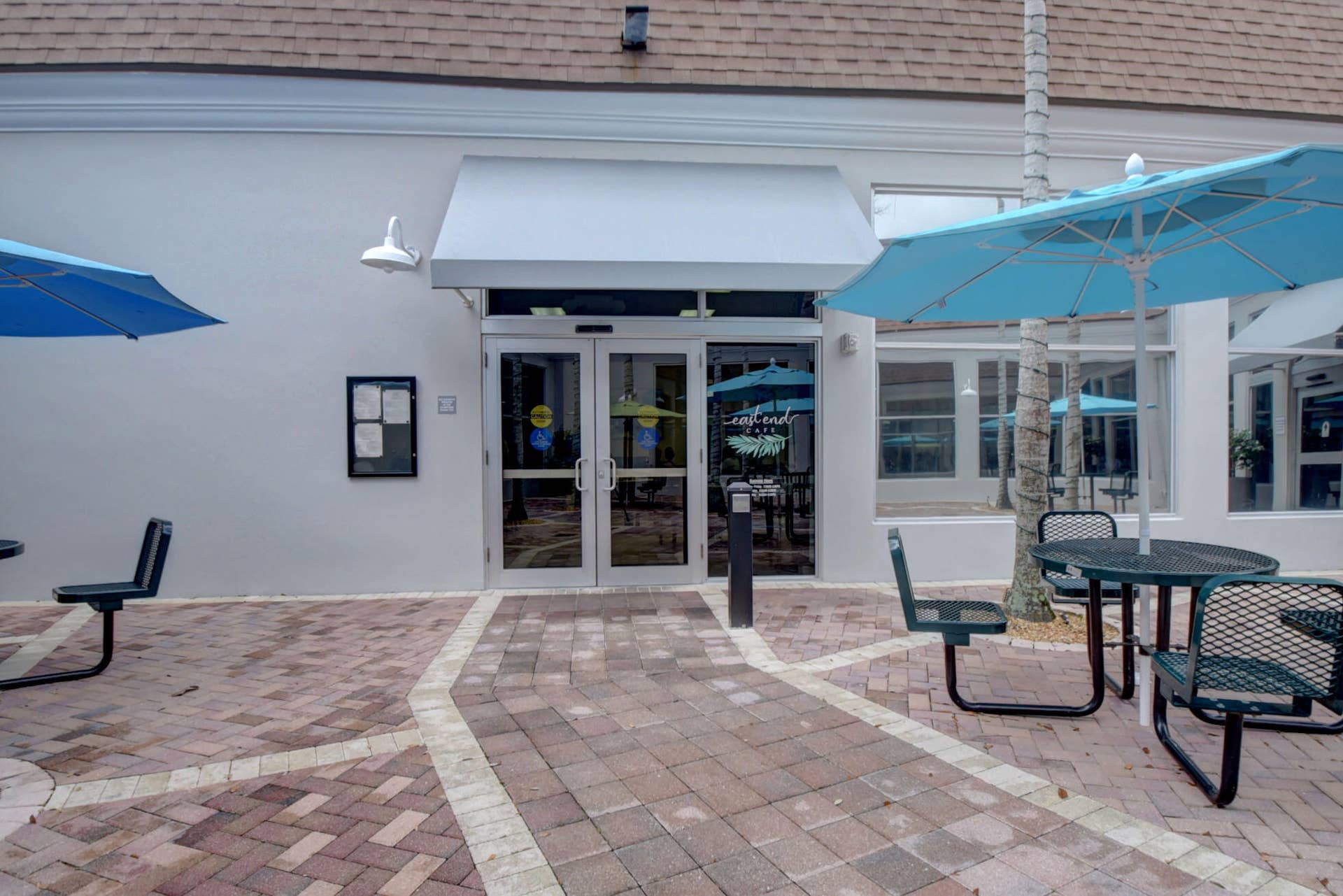 569 NORMANDY L, Delray Beach, FL 33484 23_kings point (2) - Copy - Copy