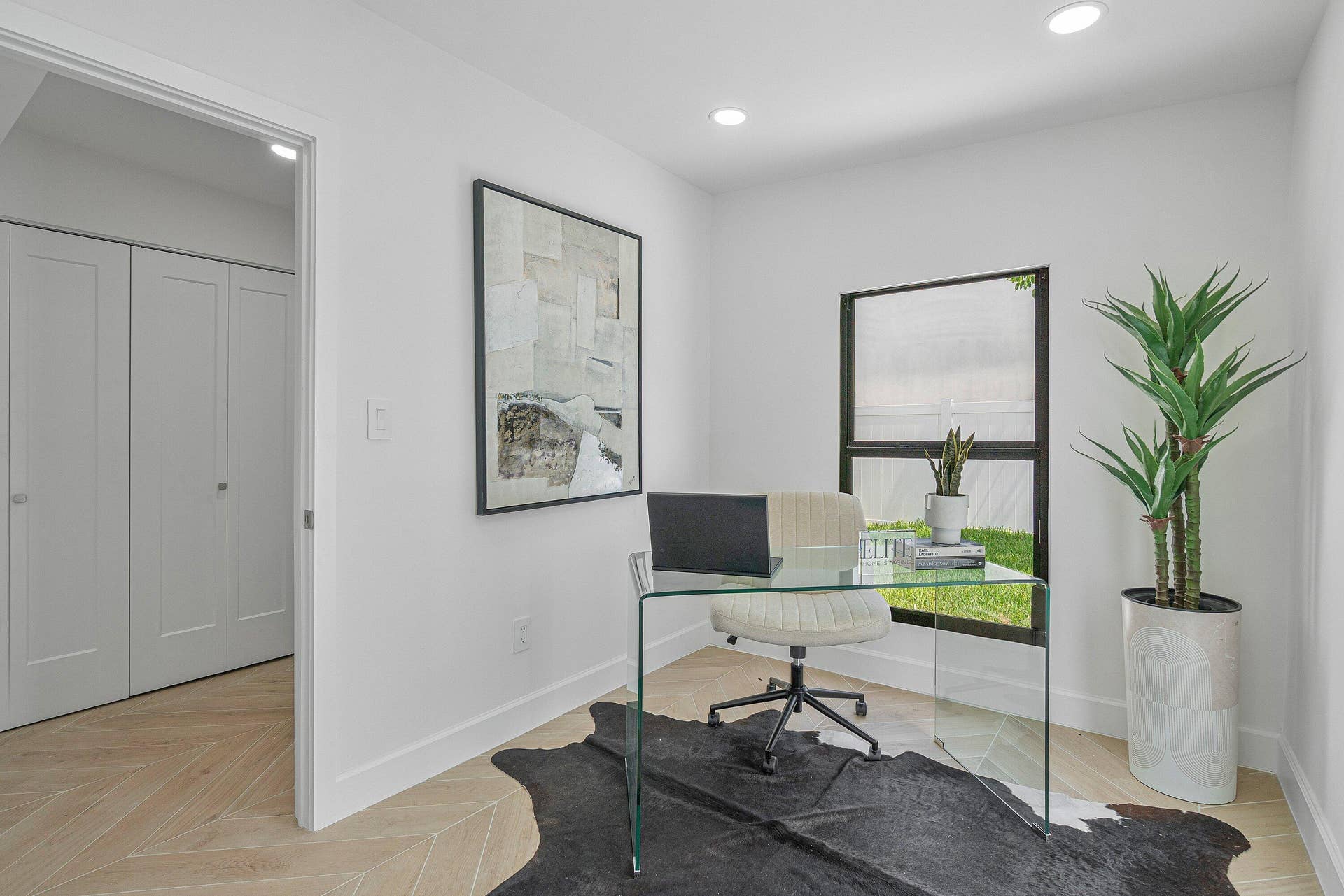 2708 NE 1ST Avenue, Wilton Manors, FL 33334 048-2708Northeast1stAvenue-WiltonManors-