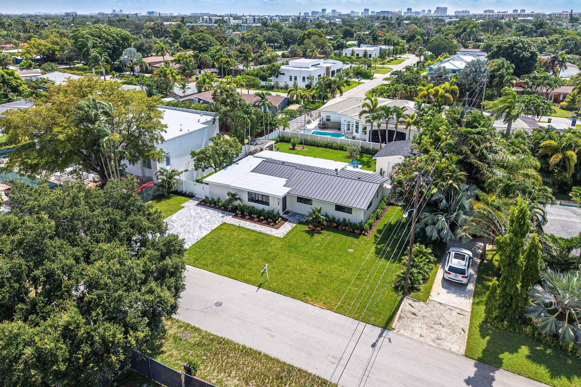 2708 NE 1ST Avenue, Wilton Manors, FL 33334 065-2708Northeast1stAvenue-WiltonManors-