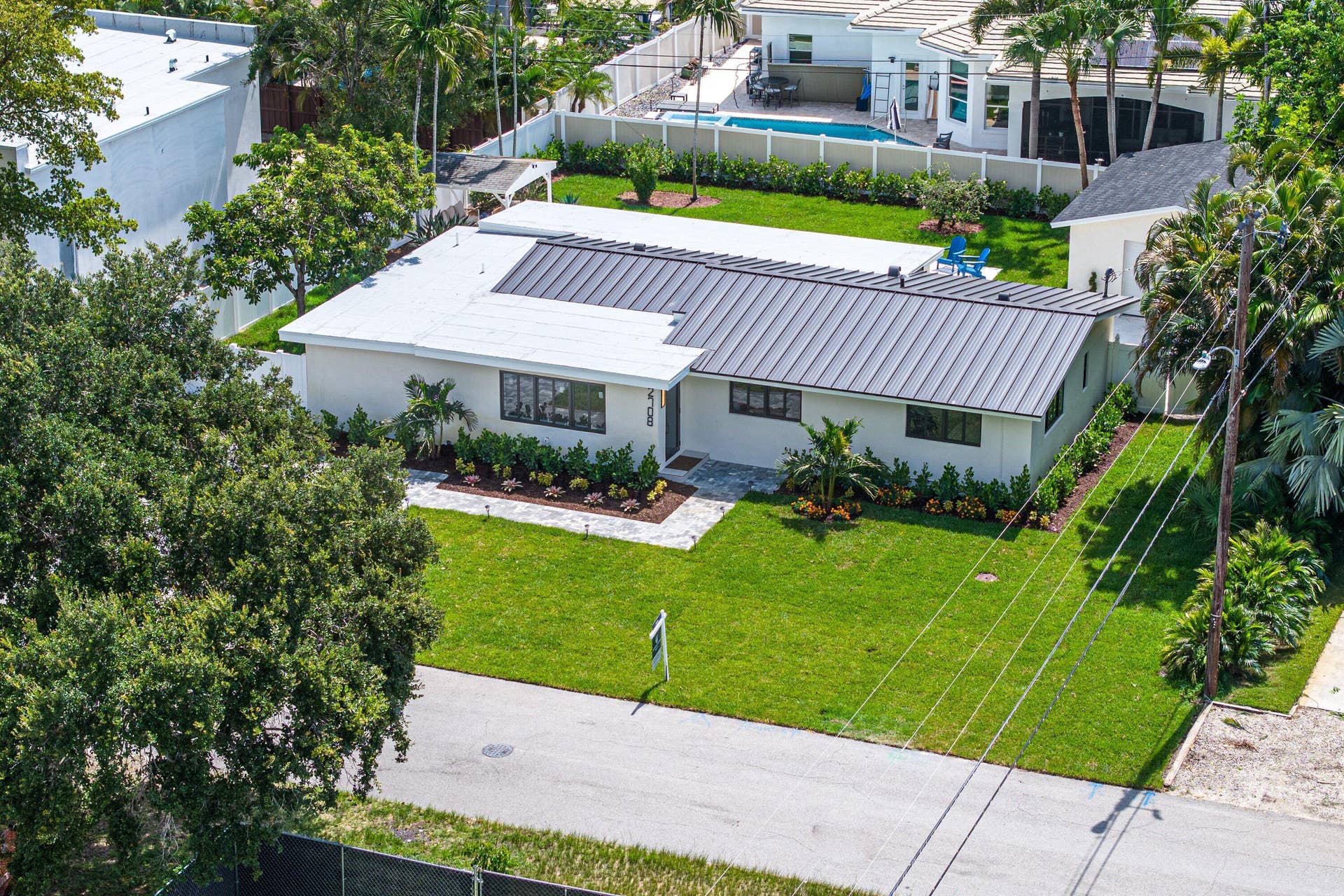 2708 NE 1ST Avenue, Wilton Manors, FL 33334 062-2708Northeast1stAvenue-WiltonManors-
