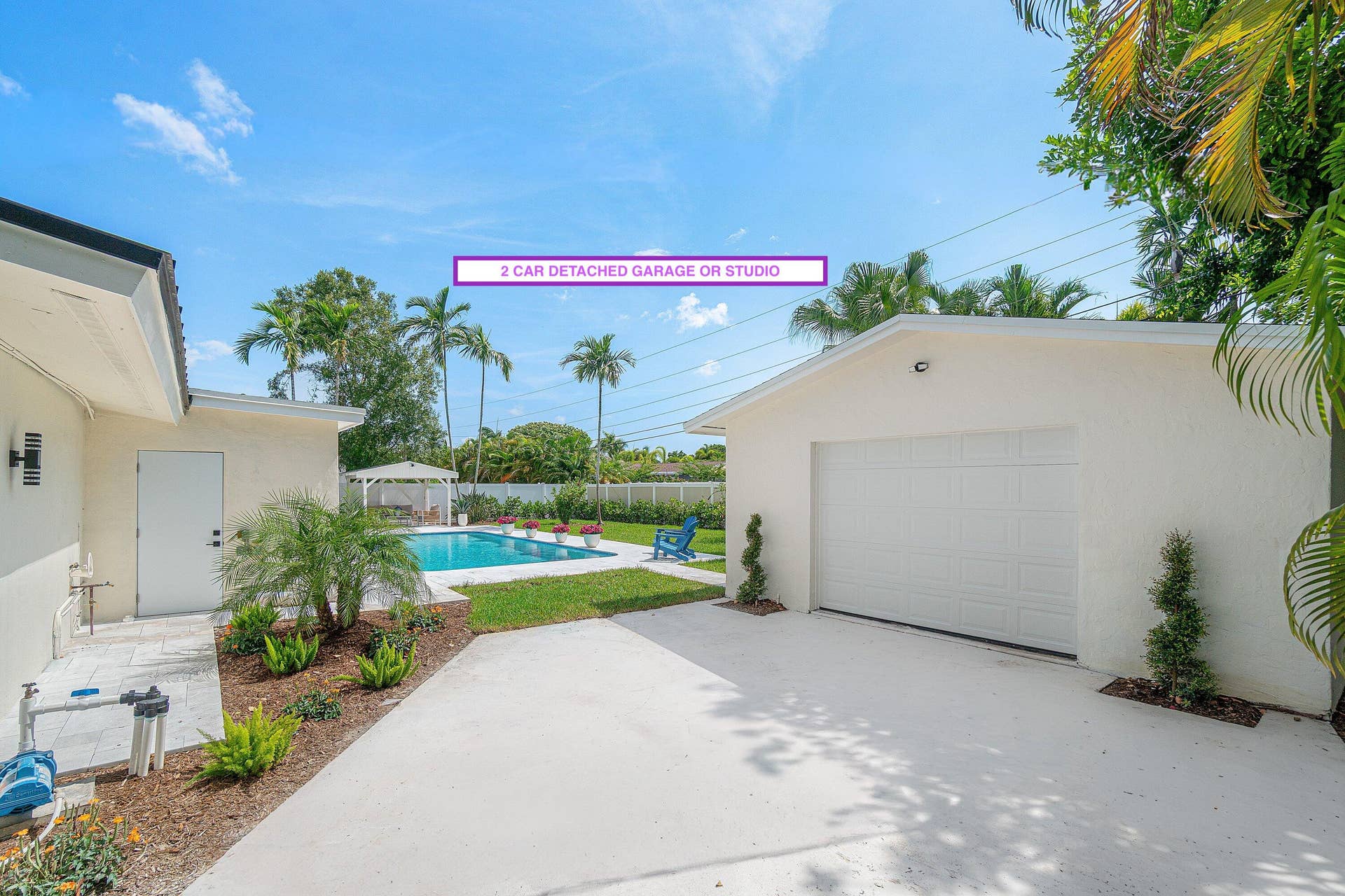 2708 NE 1ST Avenue, Wilton Manors, FL 33334 2 CAR GARAGE OR STUDIO...TONS OF POSSIBILITIES