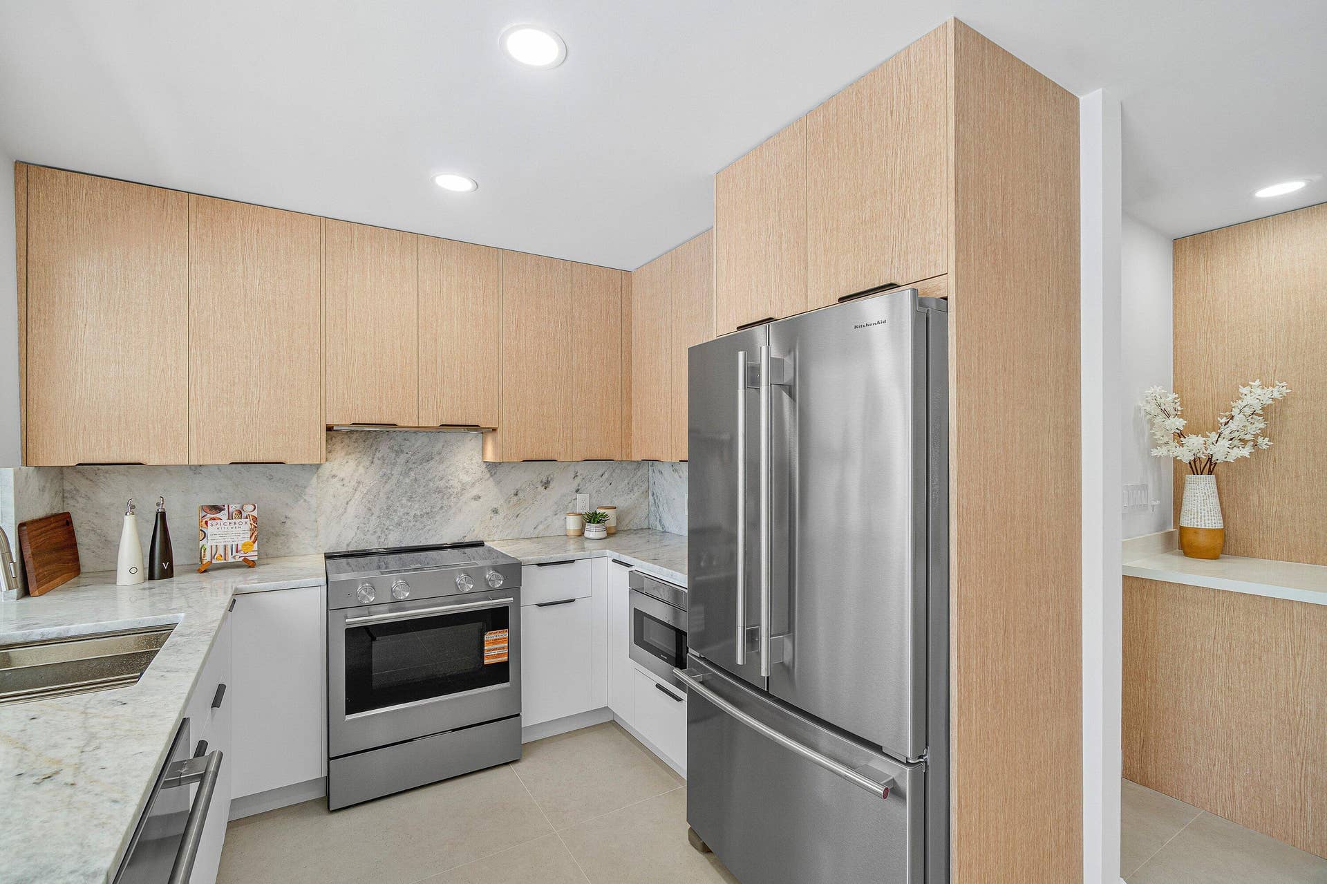 2708 NE 1ST Avenue, Wilton Manors, FL 33334 013-2708Northeast1stAvenue-WiltonManors-