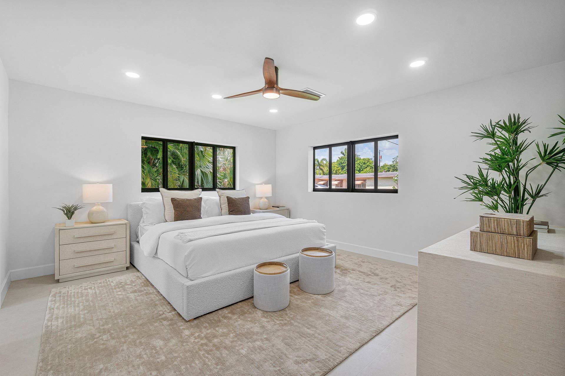 2708 NE 1ST Avenue, Wilton Manors, FL 33334 023-2708Northeast1stAvenue-WiltonManors-