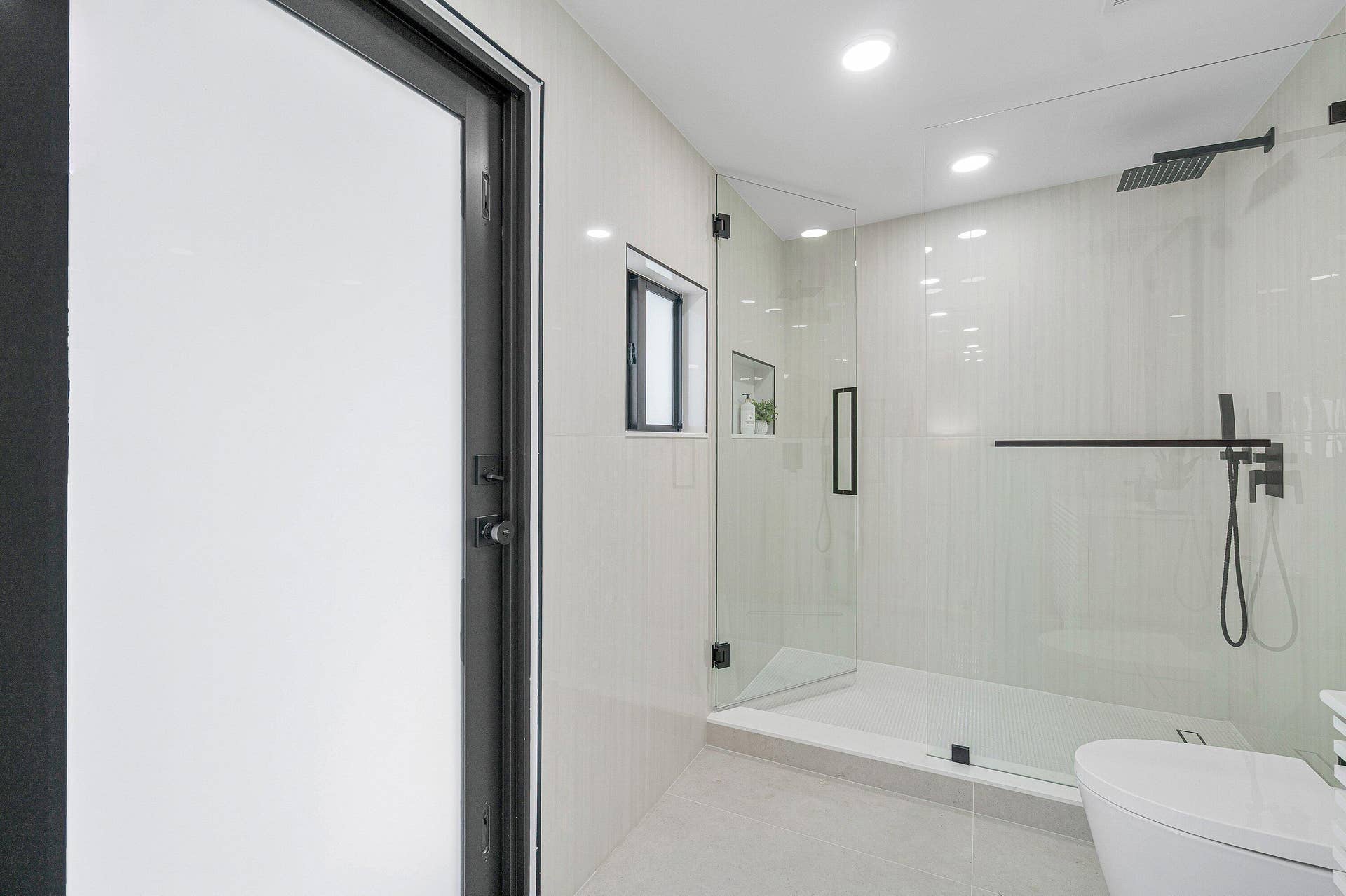 2708 NE 1ST Avenue, Wilton Manors, FL 33334 045-2708Northeast1stAvenue-WiltonManors-