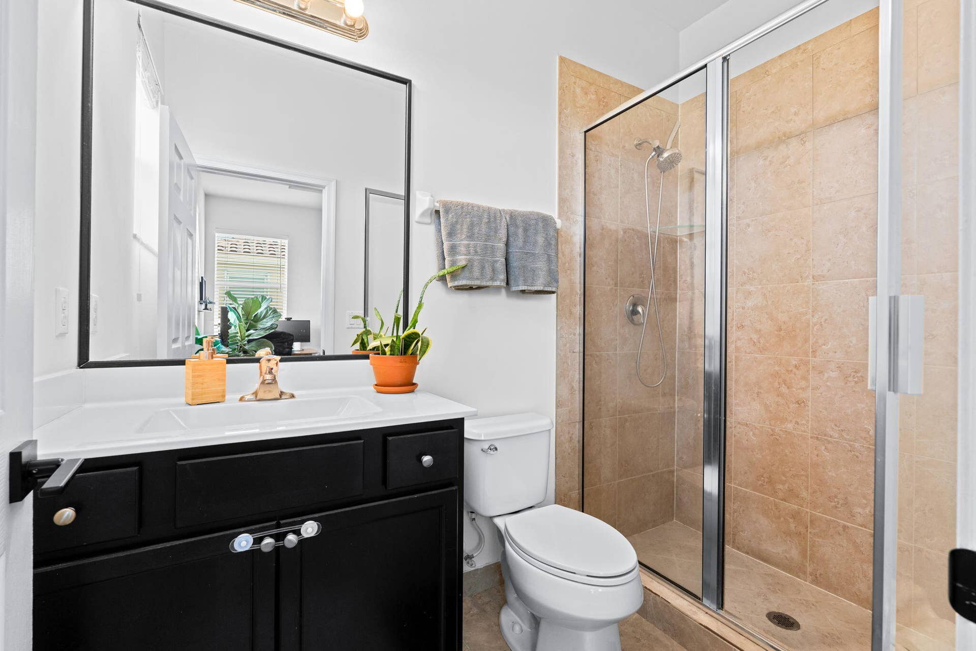 24-web-or-mls-A7409848