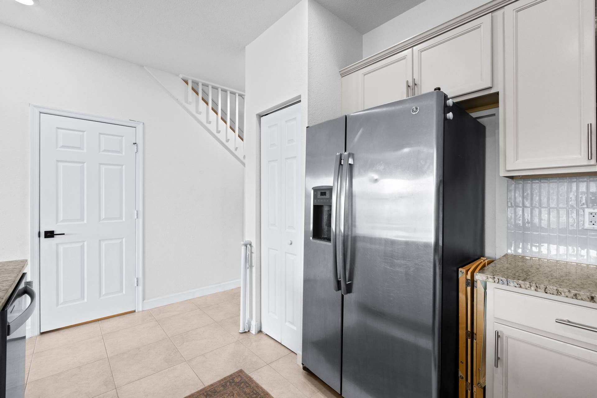 13-web-or-mls-A7409922