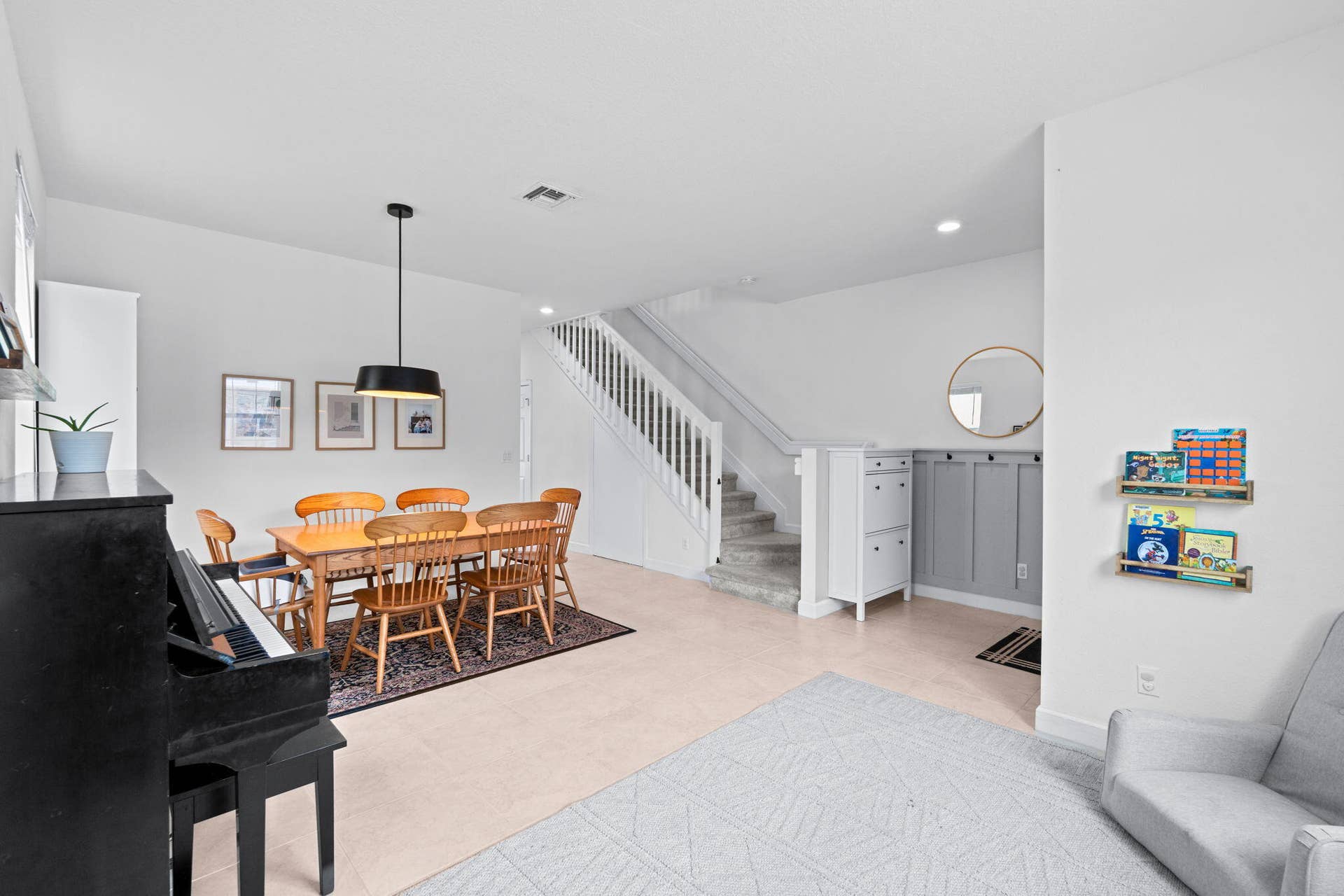 8-web-or-mls-A7409860