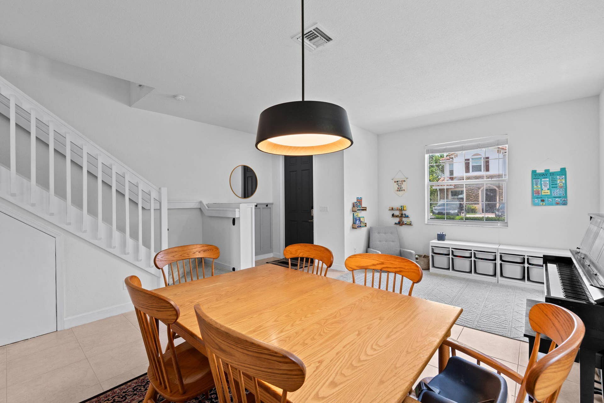 6-web-or-mls-A7409865