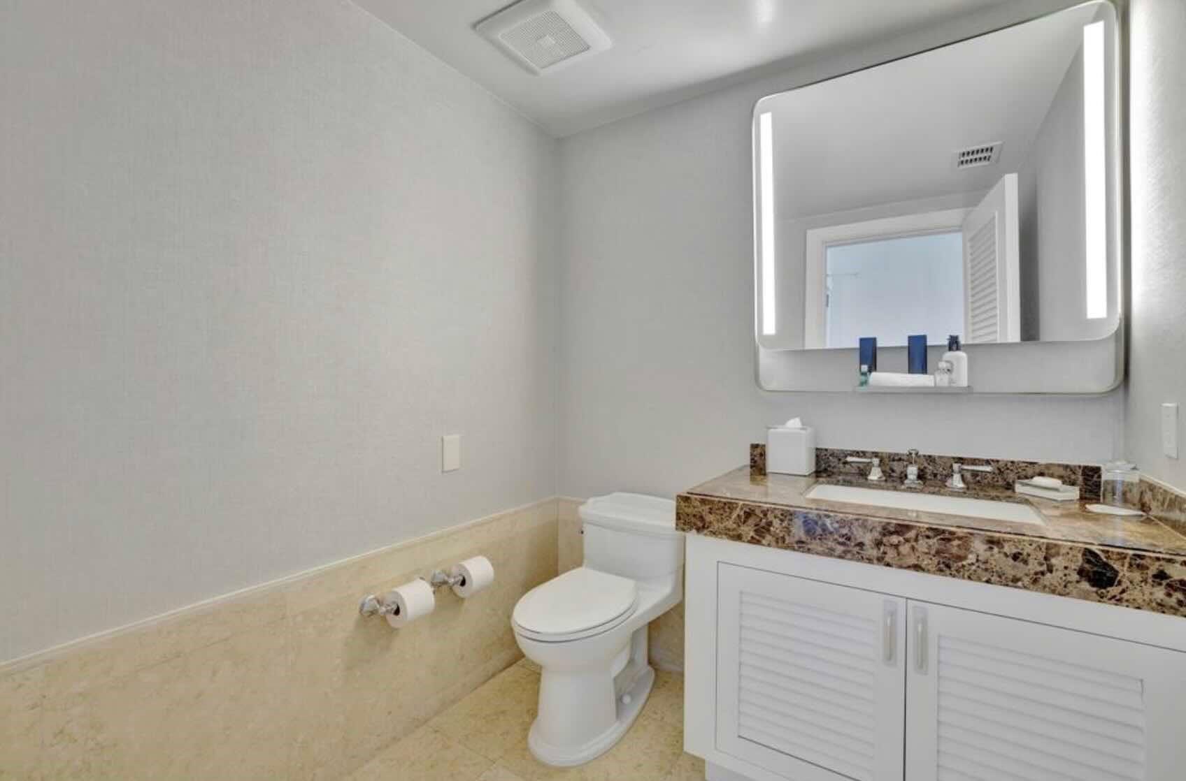 1 N Fort Lauderdale Beach Boulevard, #1607, Fort Lauderdale, FL 33304 Photo 8