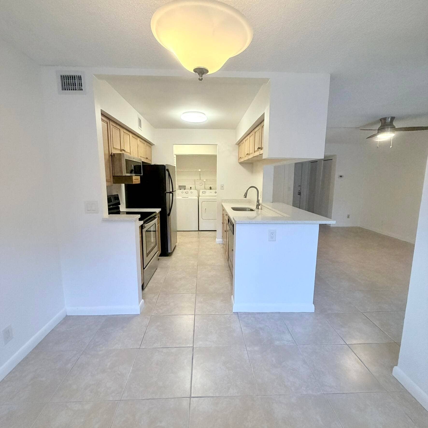9955 Westview Drive, #218, Coral Springs, FL 33076 IMG_7978