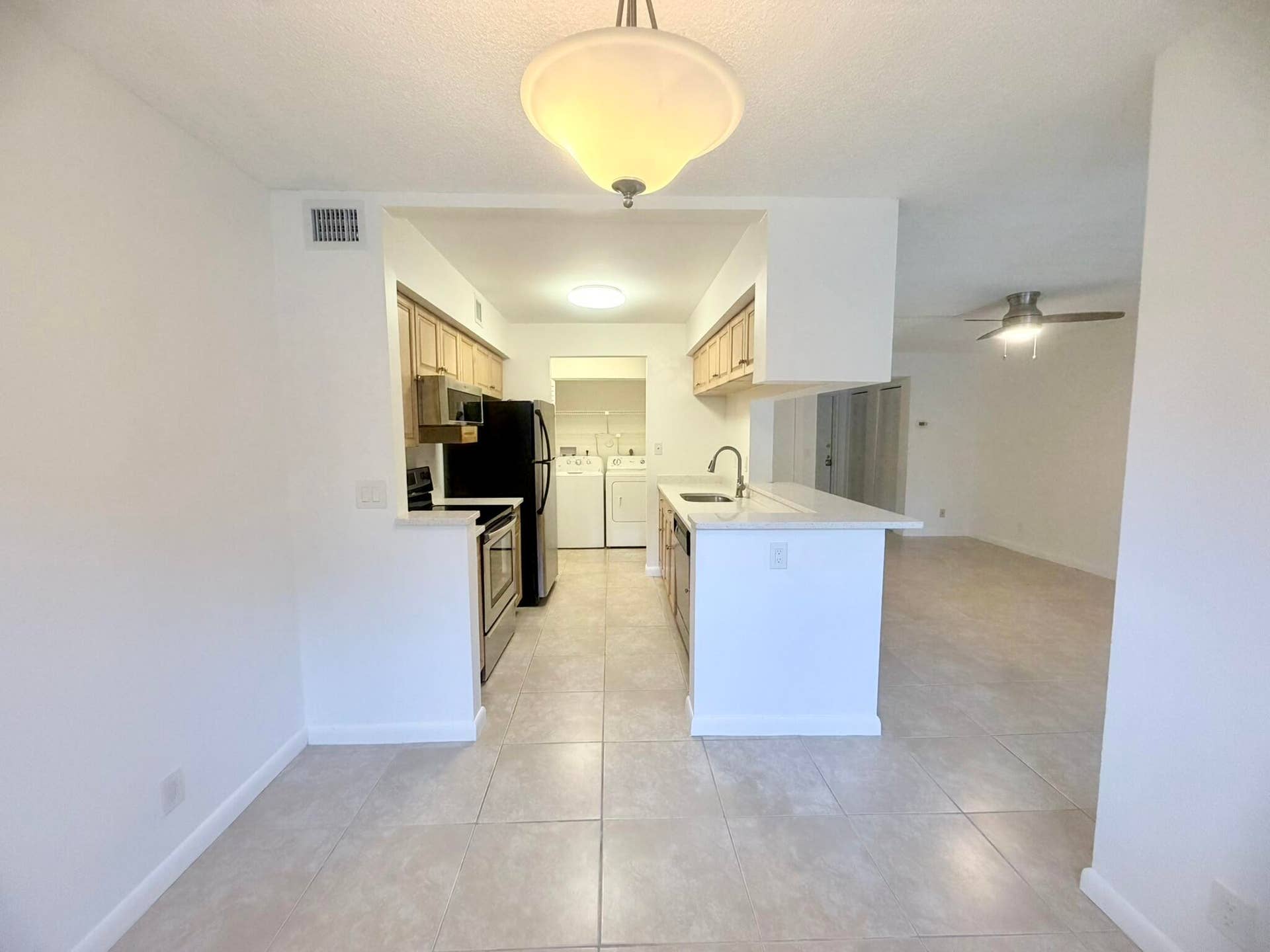 9955 Westview Drive, #218, Coral Springs, FL 33076 IMG_7979