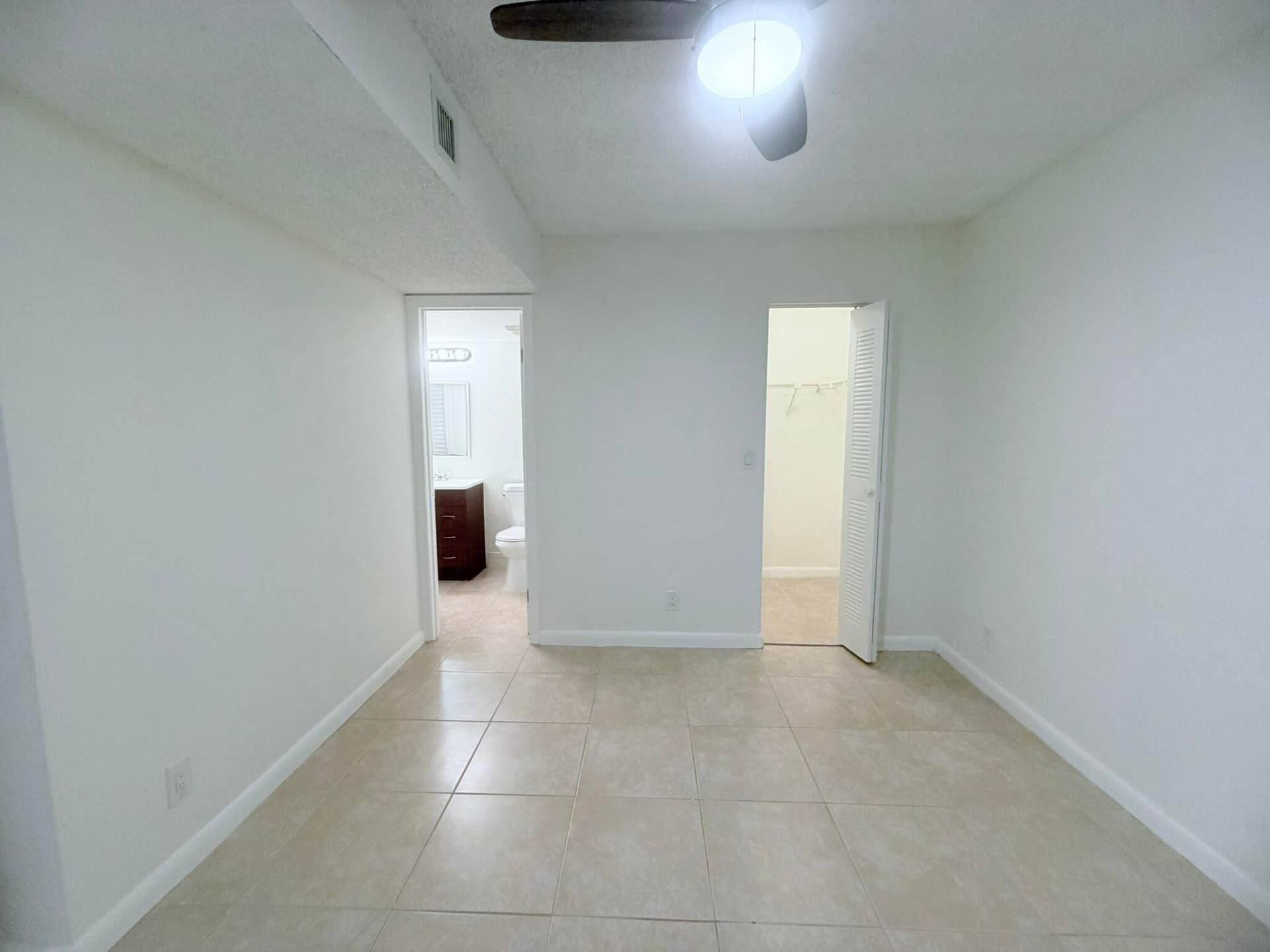 9955 Westview Drive, #218, Coral Springs, FL 33076 IMG_7988