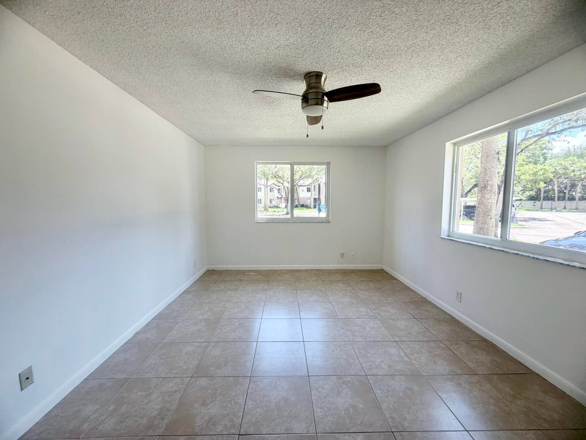 9955 Westview Drive, #218, Coral Springs, FL 33076 IMG_7992