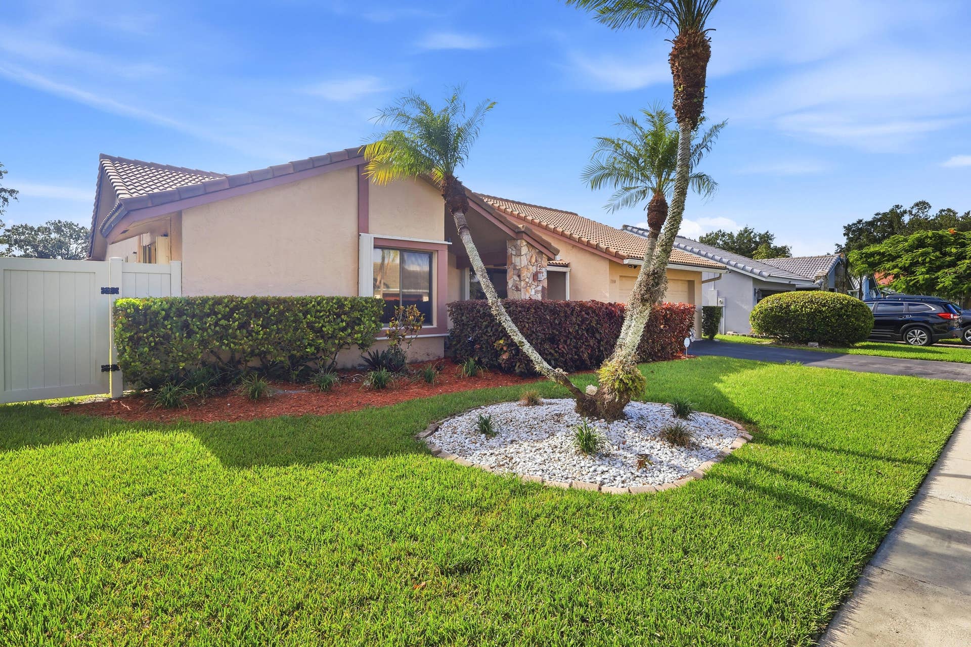 700 NW 102ND Way, Plantation, FL 33324 03