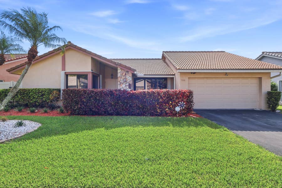 Property photo for 700 NW 102ND Way, Plantation, FL