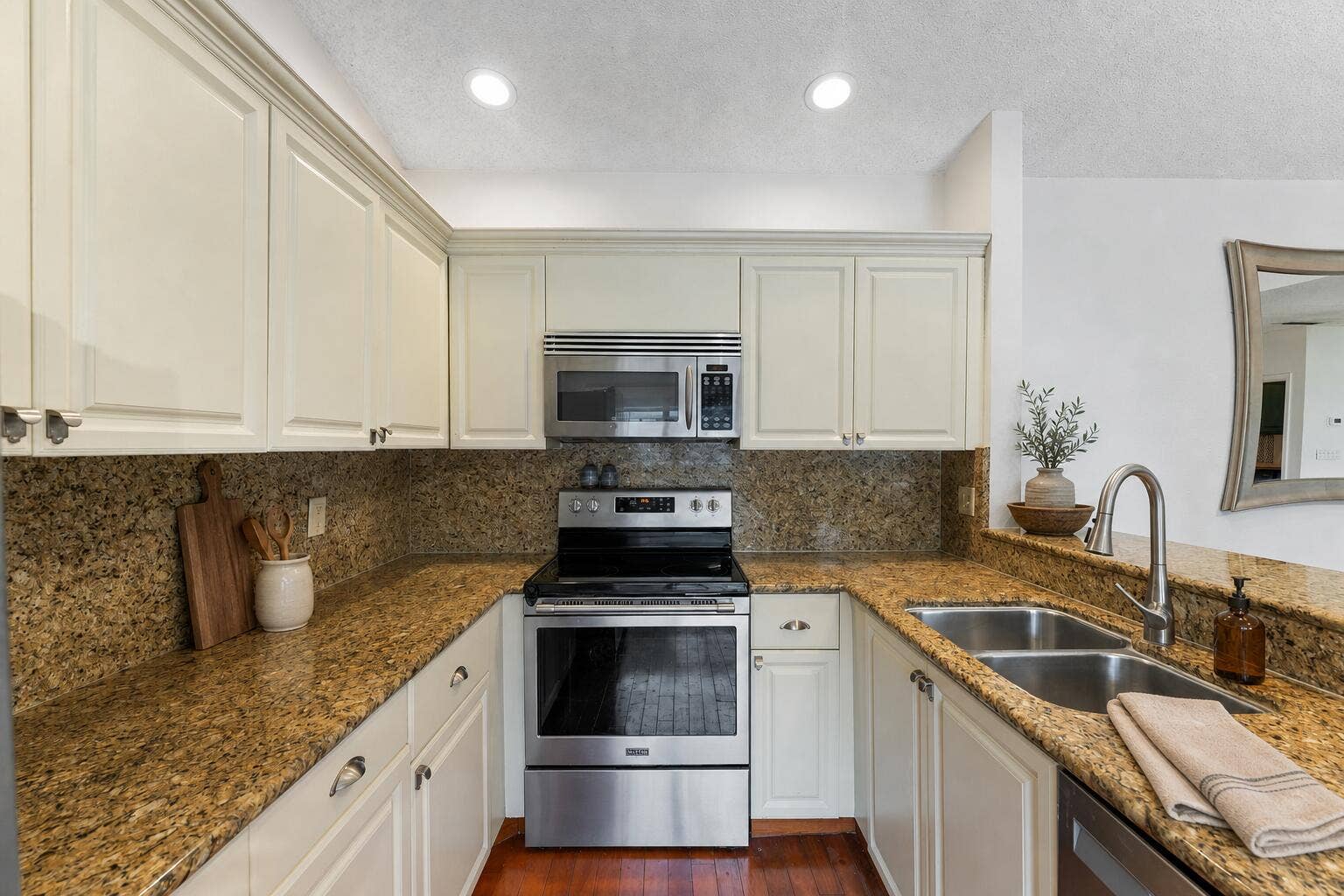 11220 NW 45th Street, Coral Springs, FL 33065 Kitchen