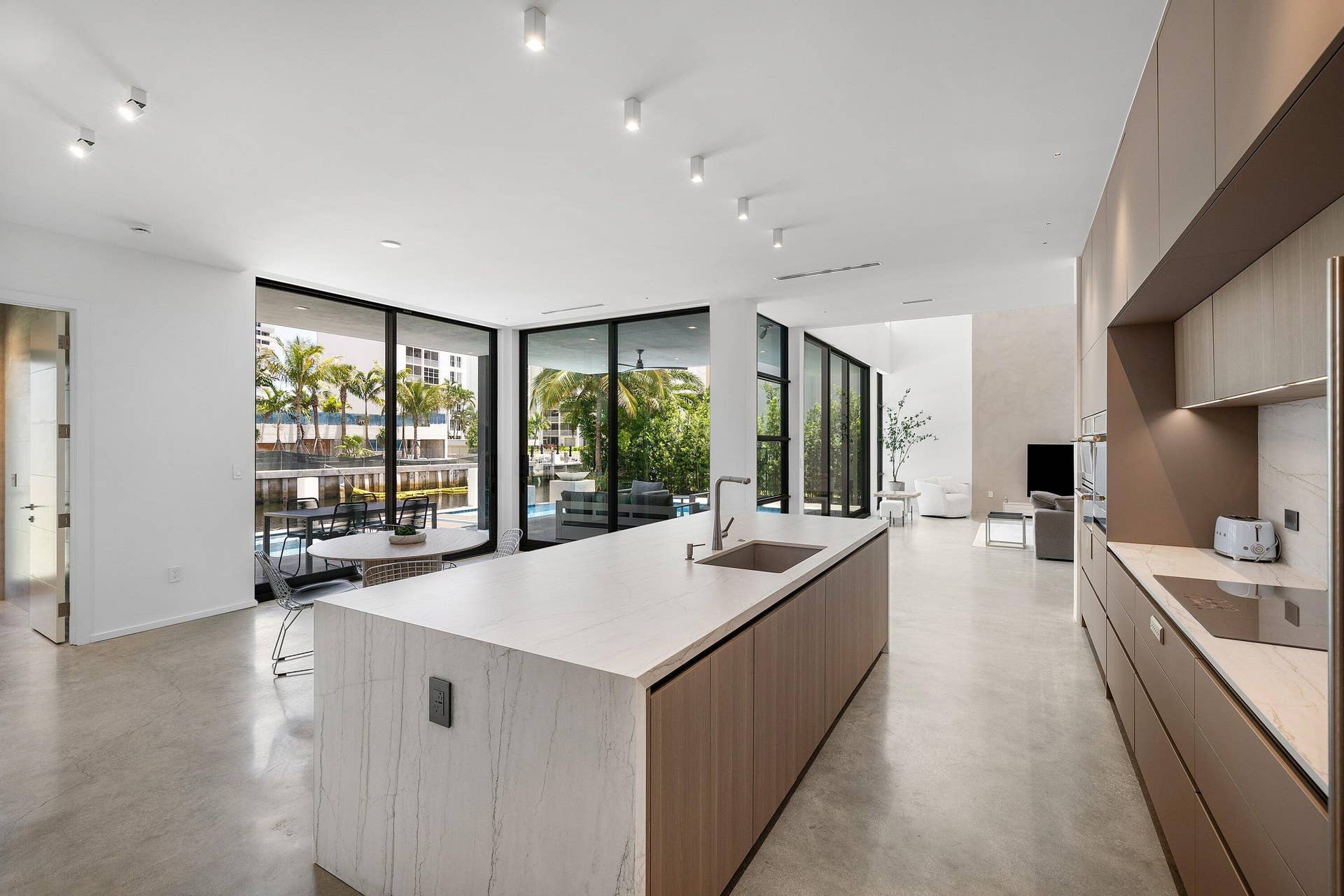 1650 E Terra Mar Drive, Lauderdale By The Sea, FL 33062 009-1650EastTerraMarDrive-PompanoBeach-F