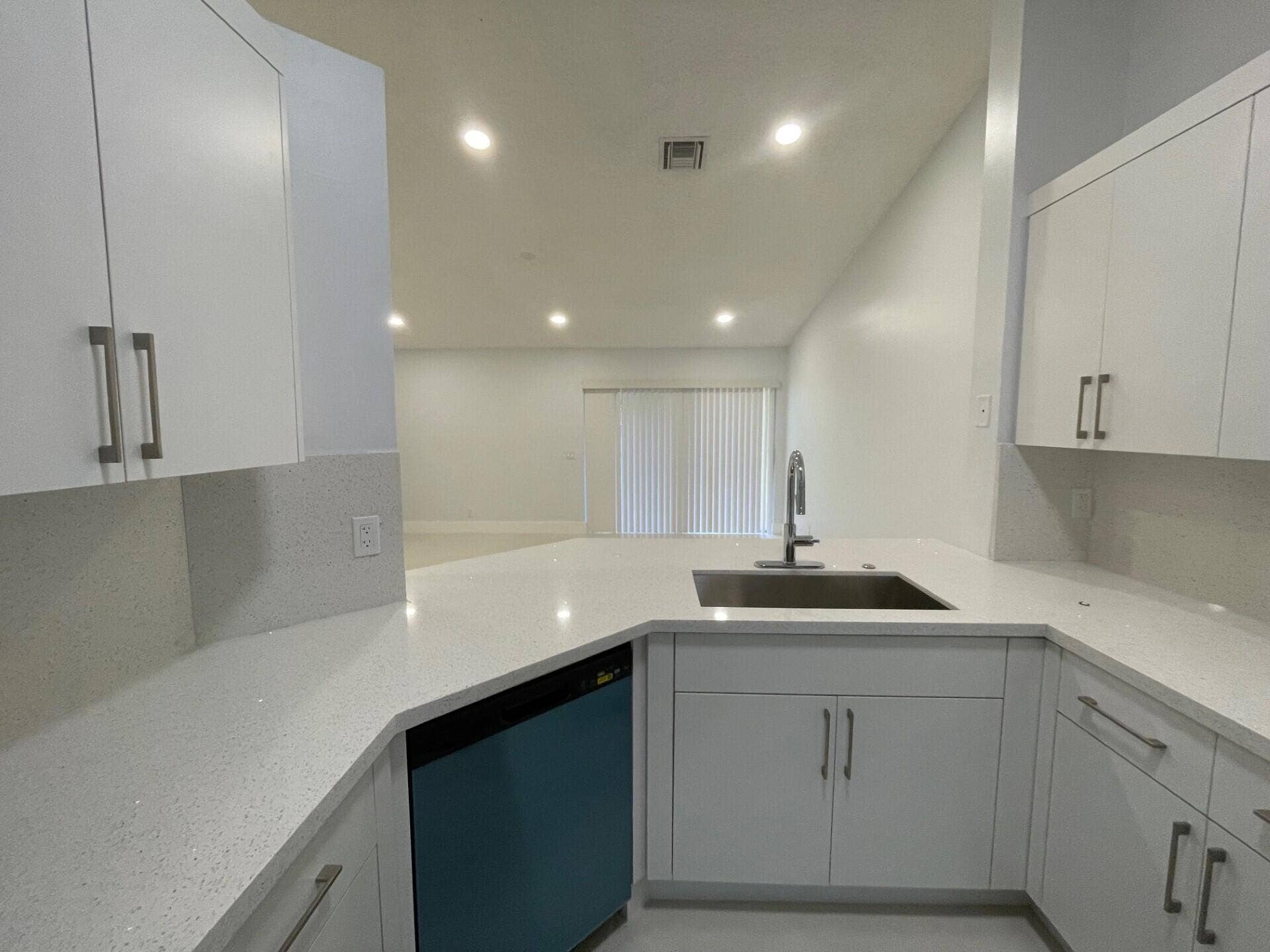 1630 ZENITH Way, #1630, Weston, FL 33327 1630-008