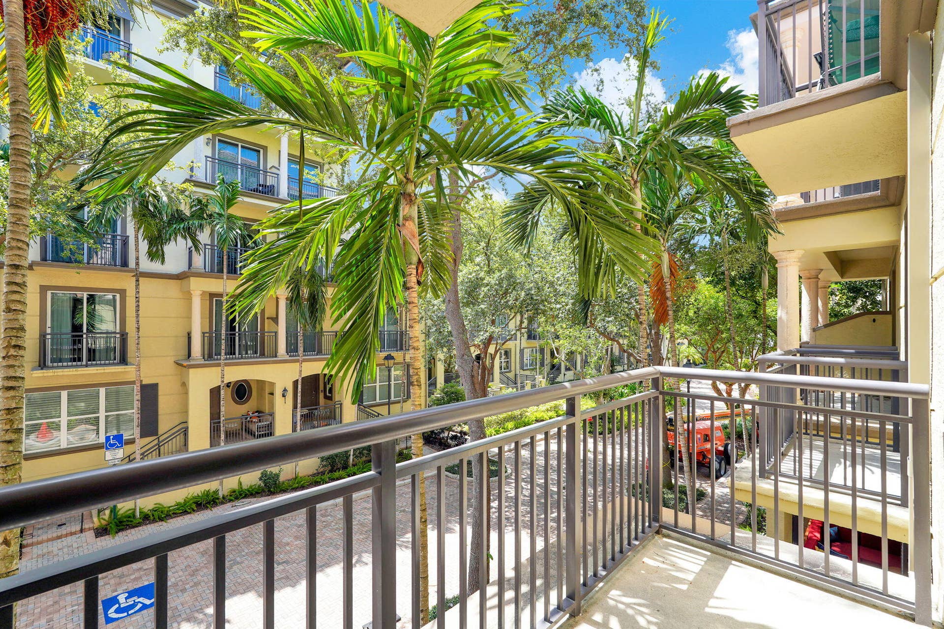 2601 NE 14th Avenue, #115, Wilton Manors, FL 33334 12-web-or-mls-DSC04339