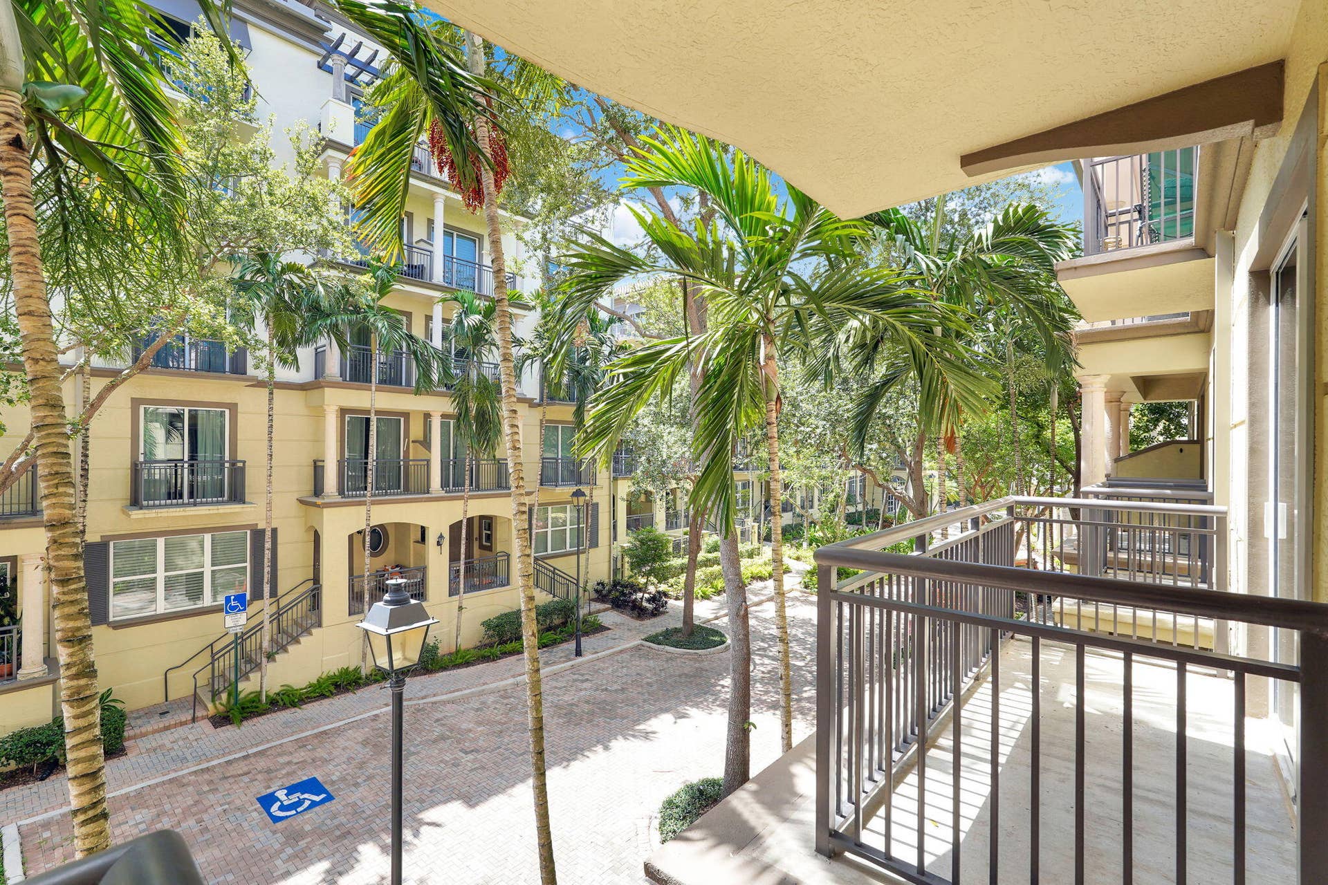 2601 NE 14th Avenue, #115, Wilton Manors, FL 33334 14-web-or-mls-DSC04637