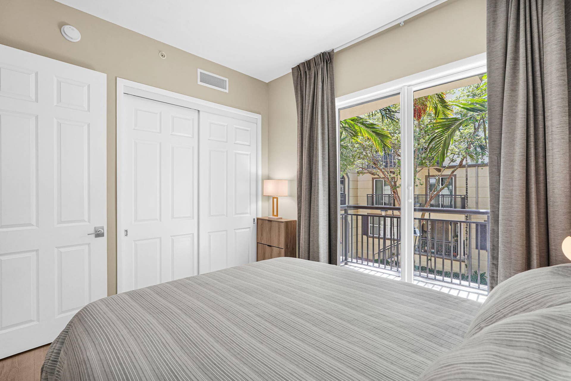 2601 NE 14th Avenue, #115, Wilton Manors, FL 33334 52-web-or-mls-DSC04250