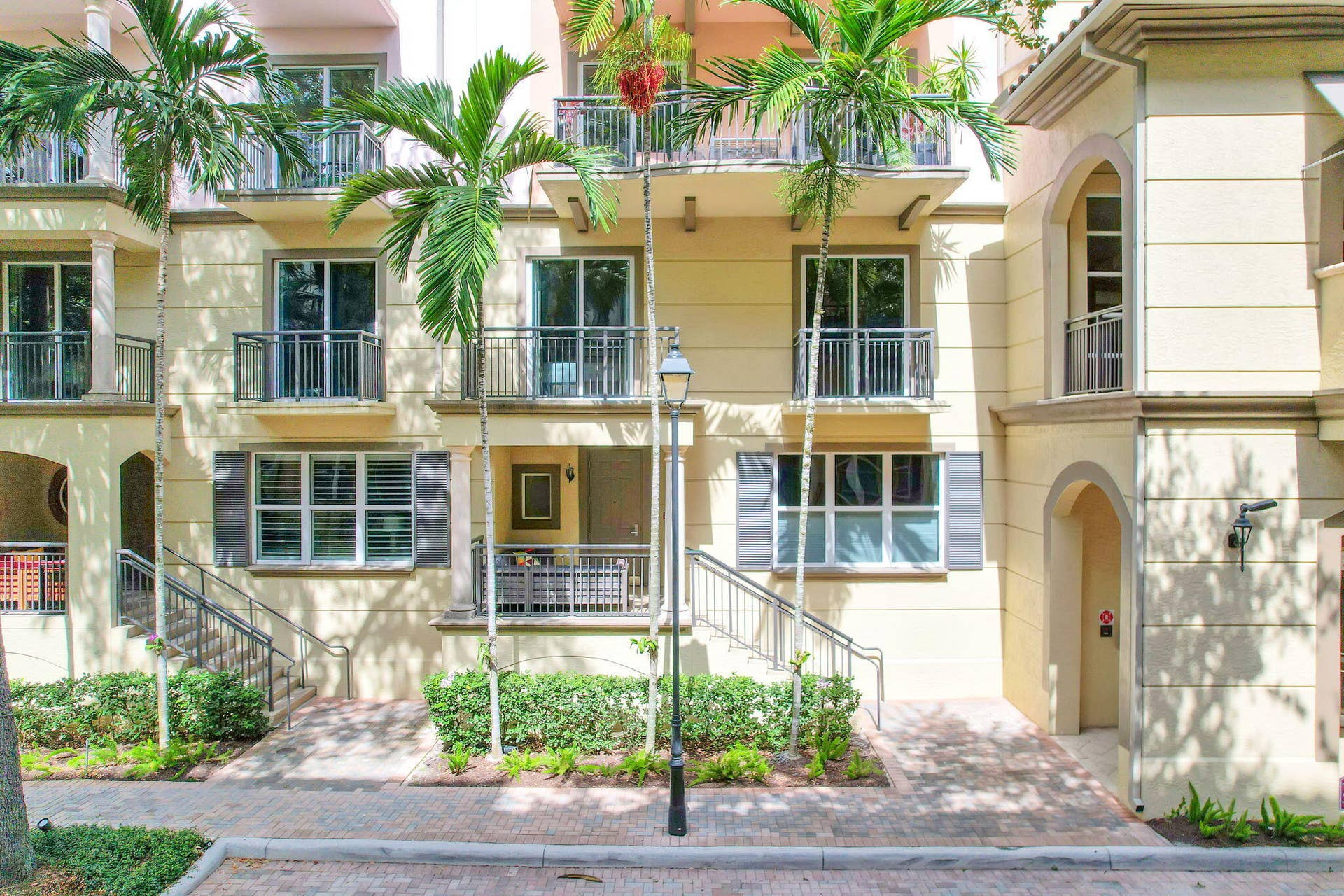 2601 NE 14th Avenue, #115, Wilton Manors, FL 33334 2-web-or-mls-DJI_0167