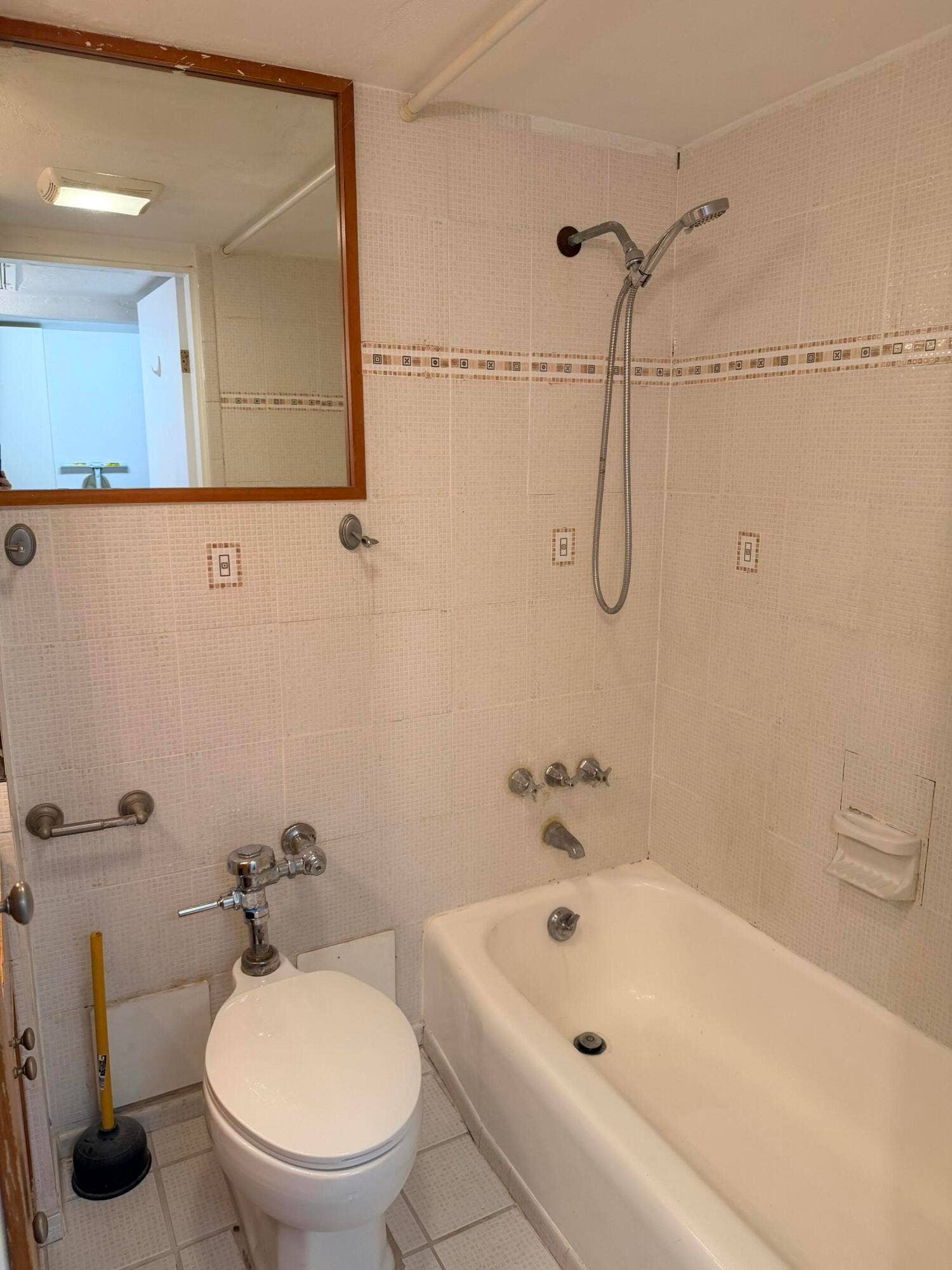 4040 GALT OCEAN Drive, #317, Fort Lauderdale, FL 33308 IMG_2789