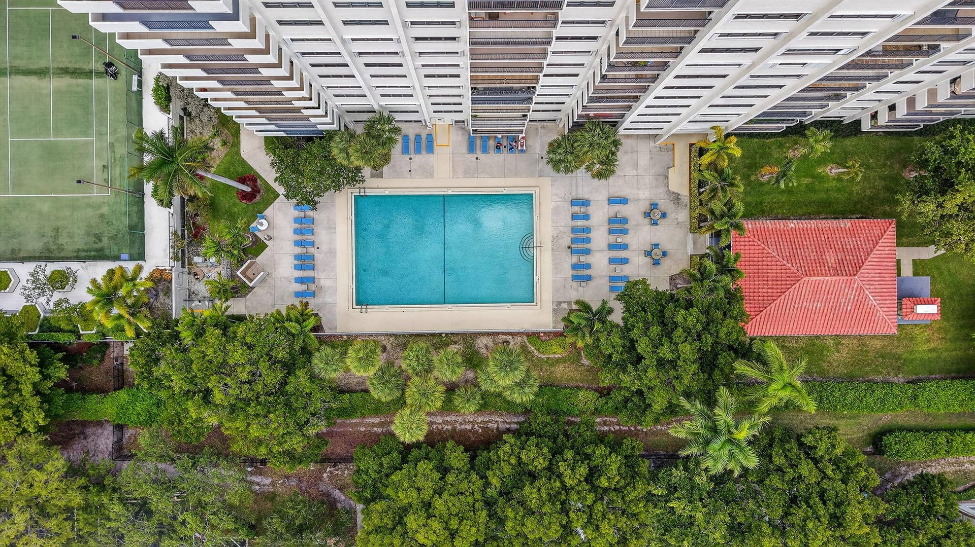 3200 Port Royale Drive N, #1205, Fort Lauderdale, FL 33308 60-web-or-mls-DJI_20250725131550_0169_D