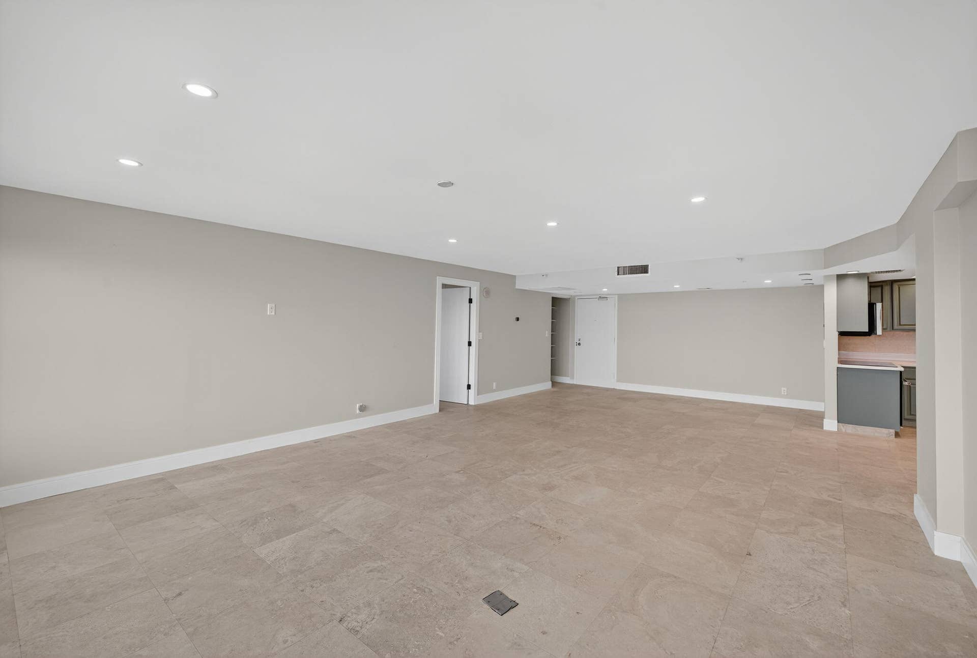 3200 Port Royale Drive N, #1205, Fort Lauderdale, FL 33308 17-web-or-mls-A699A9669