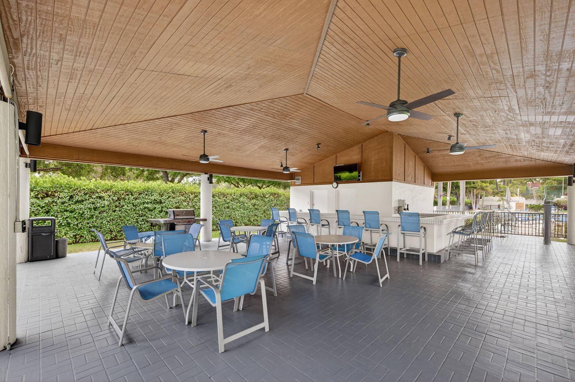 3200 Port Royale Drive N, #1205, Fort Lauderdale, FL 33308 54-web-or-mls-B699A0036