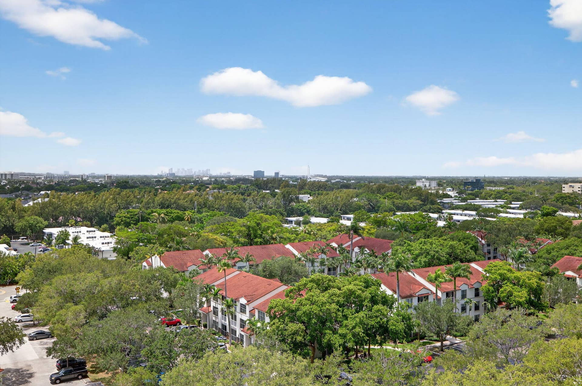 3200 Port Royale Drive N, #1205, Fort Lauderdale, FL 33308 44-web-or-mls-A699A9875