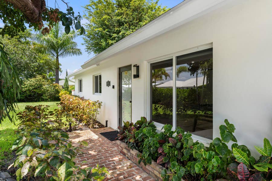 Property photo for 8416 Pine Tree Lane, Lake Clarke Shores, FL