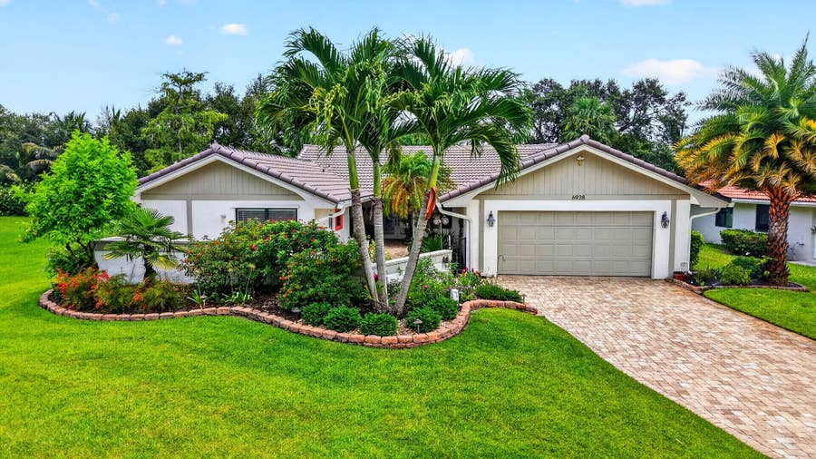 Property photo for 6928 Villas Drive W, Boca Raton, FL