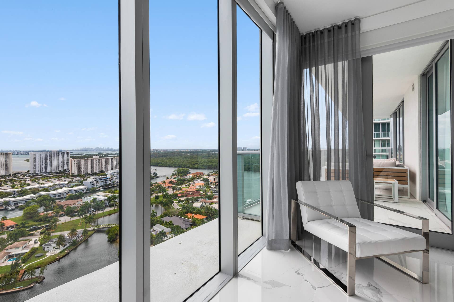 300 Sunny Isles Boulevard, #4-2408, Sunny Isles Beach, FL 33160 15_300SunnyIslesBlvd_Unit42408_178002_Pr