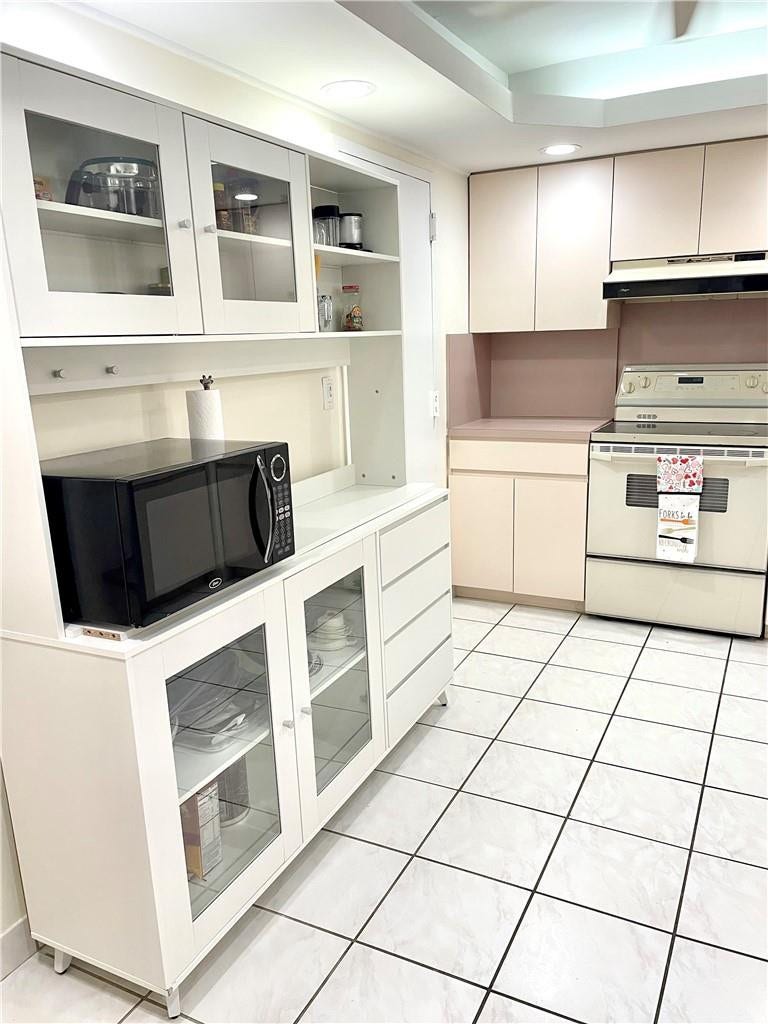 1149 HILLSBORO MILE, #304, Hillsboro Beach, Hillsboro Beach, FL 33062 Photo 4