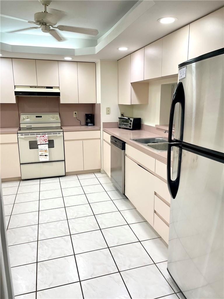 1149 HILLSBORO MILE, #304, Hillsboro Beach, Hillsboro Beach, FL 33062 Photo 3