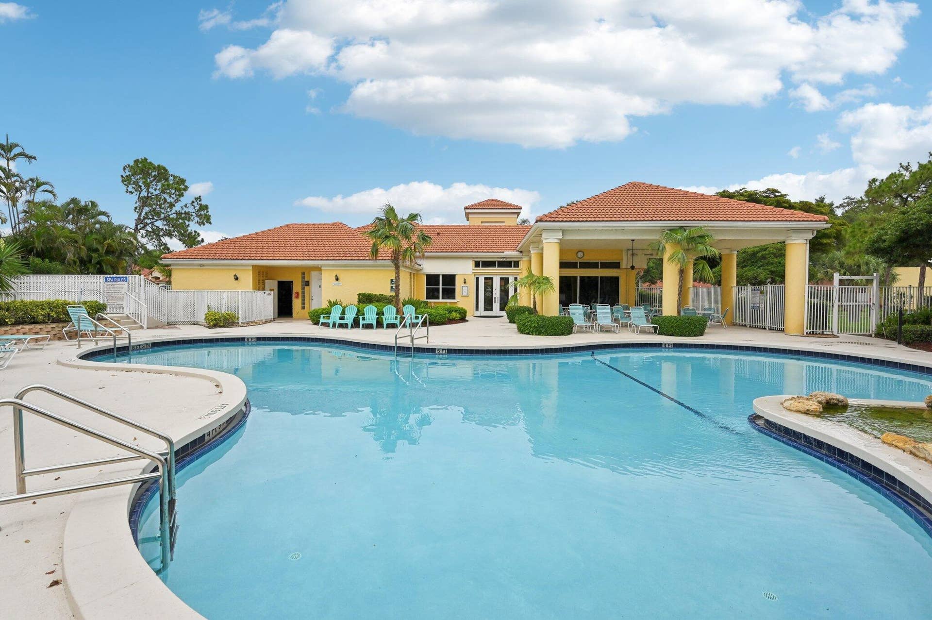 1019 Via Jardin, Riviera Beach, FL 33418 20250612021754170992000000-o