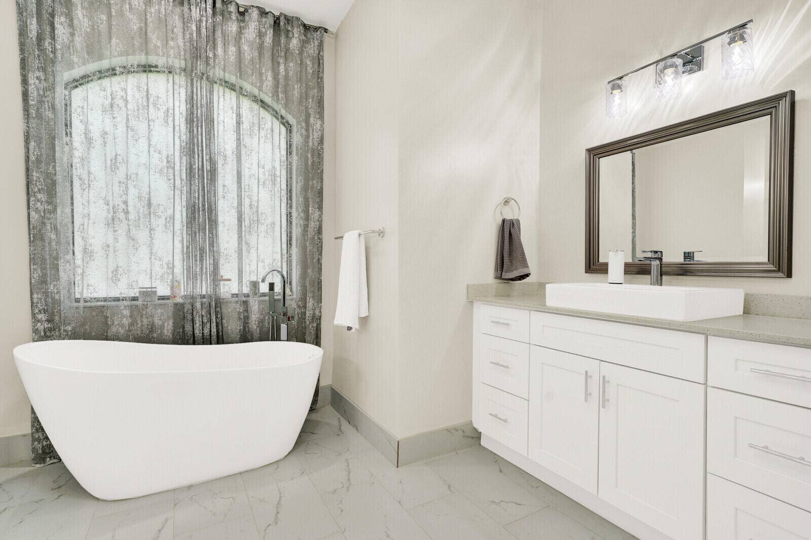 10313 Lexington Estates Boulevard, Boca Raton, FL 33428 Primary Bathroom