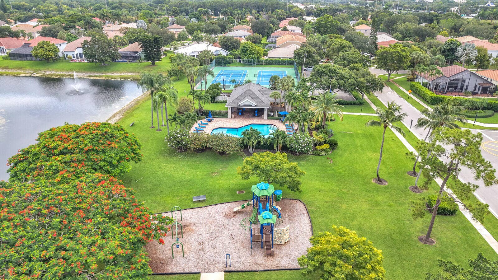 10313 Lexington Estates Boulevard, Boca Raton, FL 33428 Community Amenities