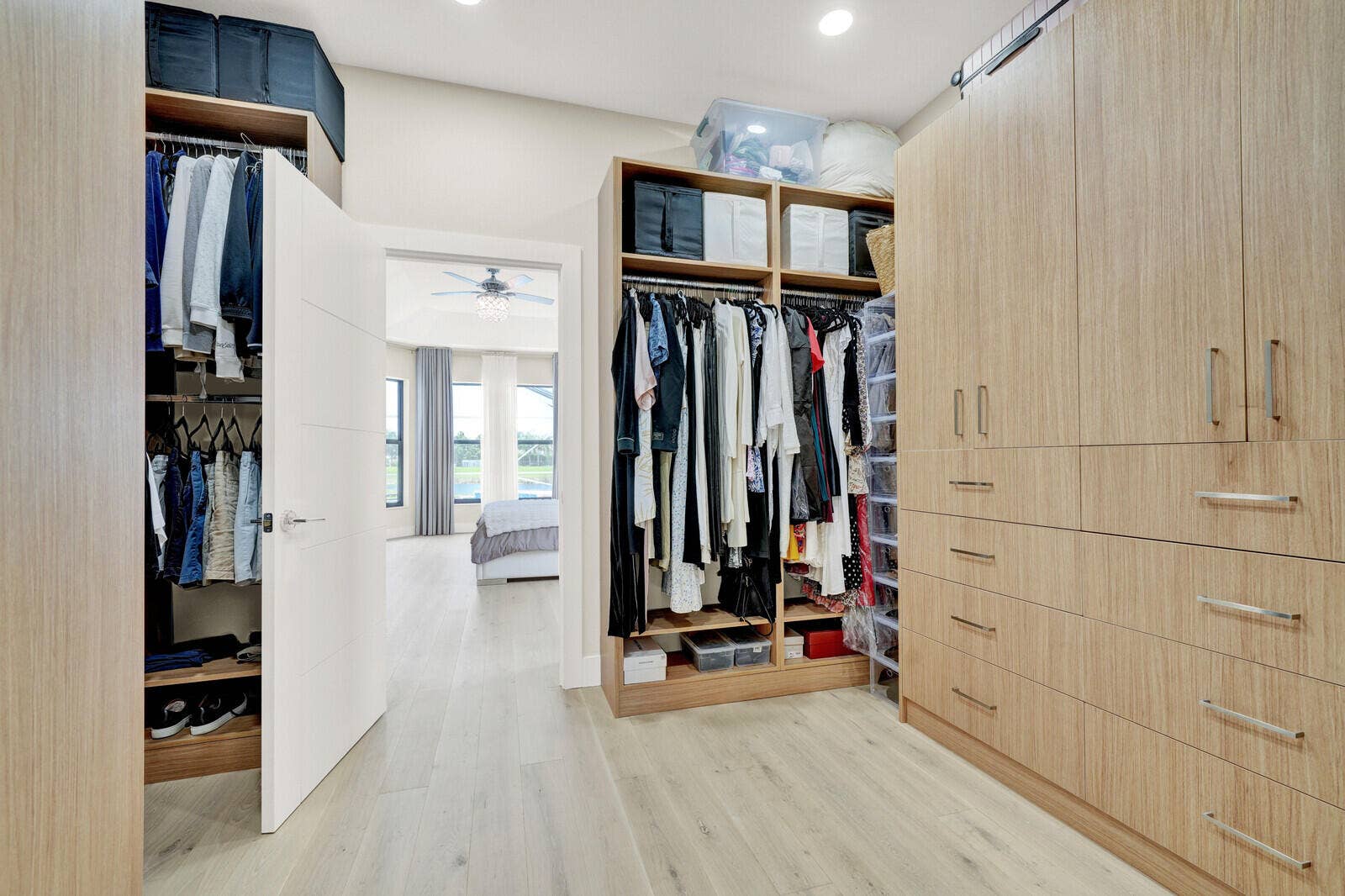 10313 Lexington Estates Boulevard, Boca Raton, FL 33428 Walk in Closet
