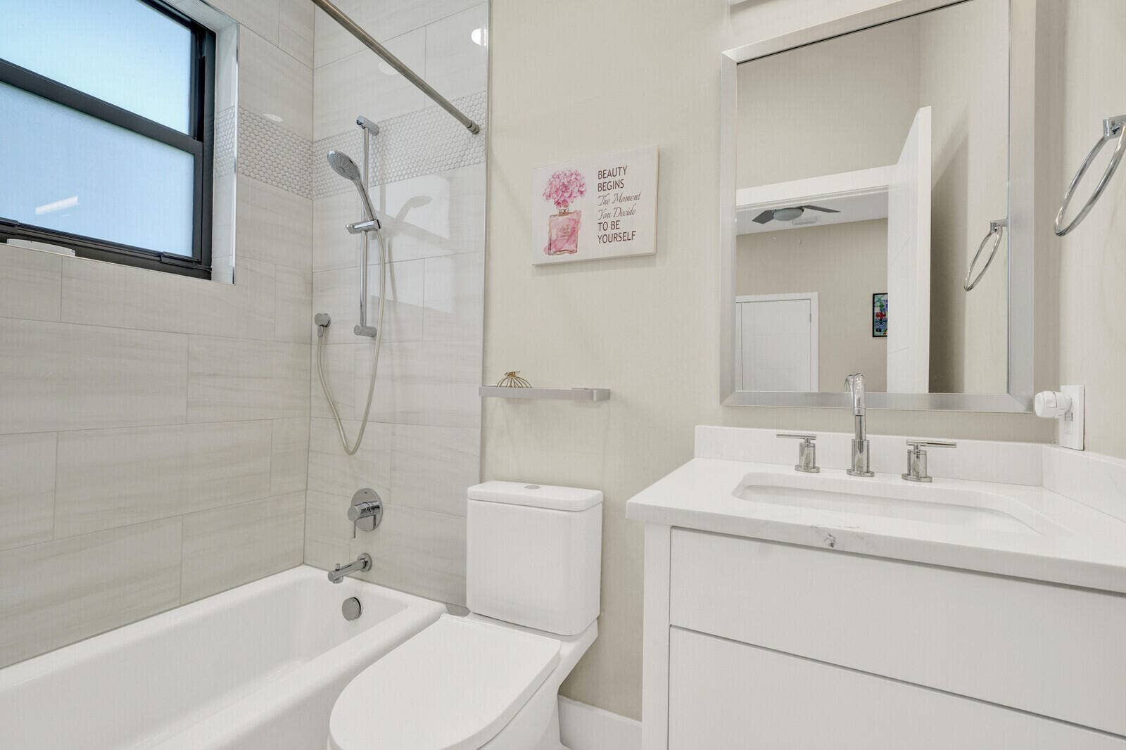 10313 Lexington Estates Boulevard, Boca Raton, FL 33428 Second Bathroom