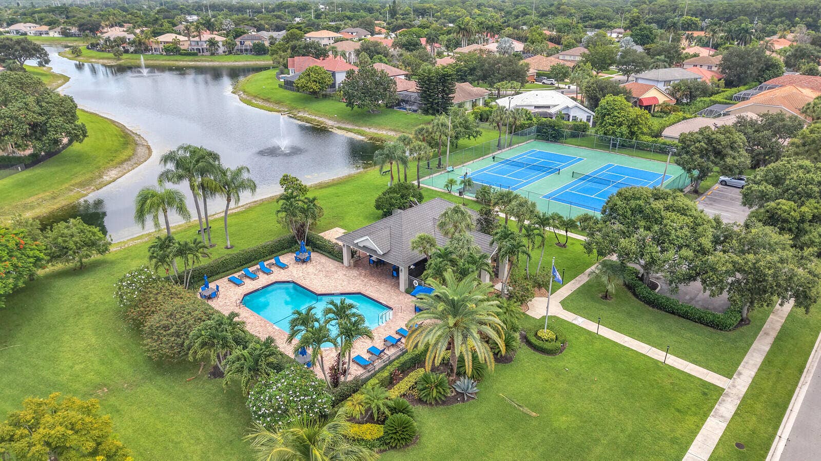 10313 Lexington Estates Boulevard, Boca Raton, FL 33428 Community Amenities