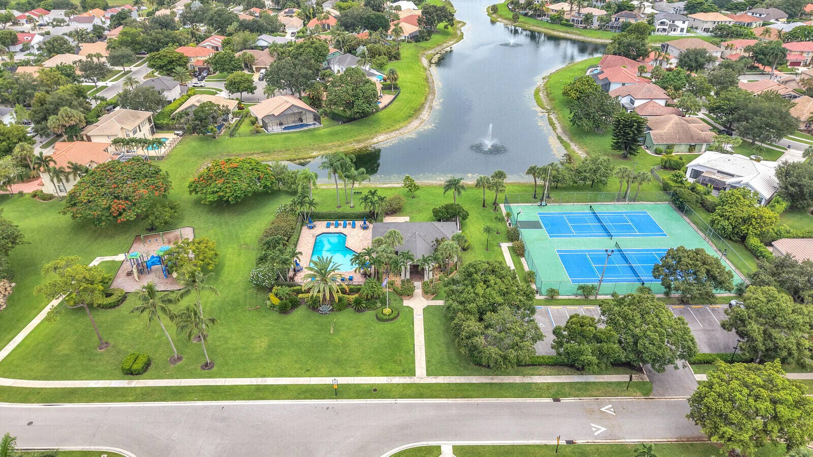 10313 Lexington Estates Boulevard, Boca Raton, FL 33428 Community Amenities