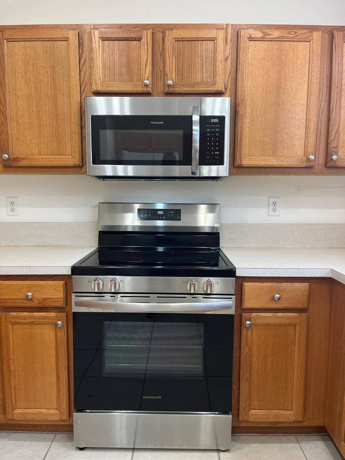 767 MILLBRAE Court, #2, West Palm Beach, West Palm Beach, FL 33401 Range Oven