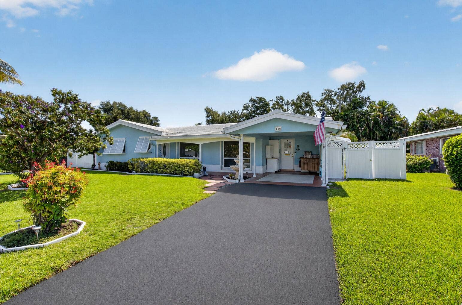 200 SW 7th Avenue, Boca Raton, FL 33486 Front of House