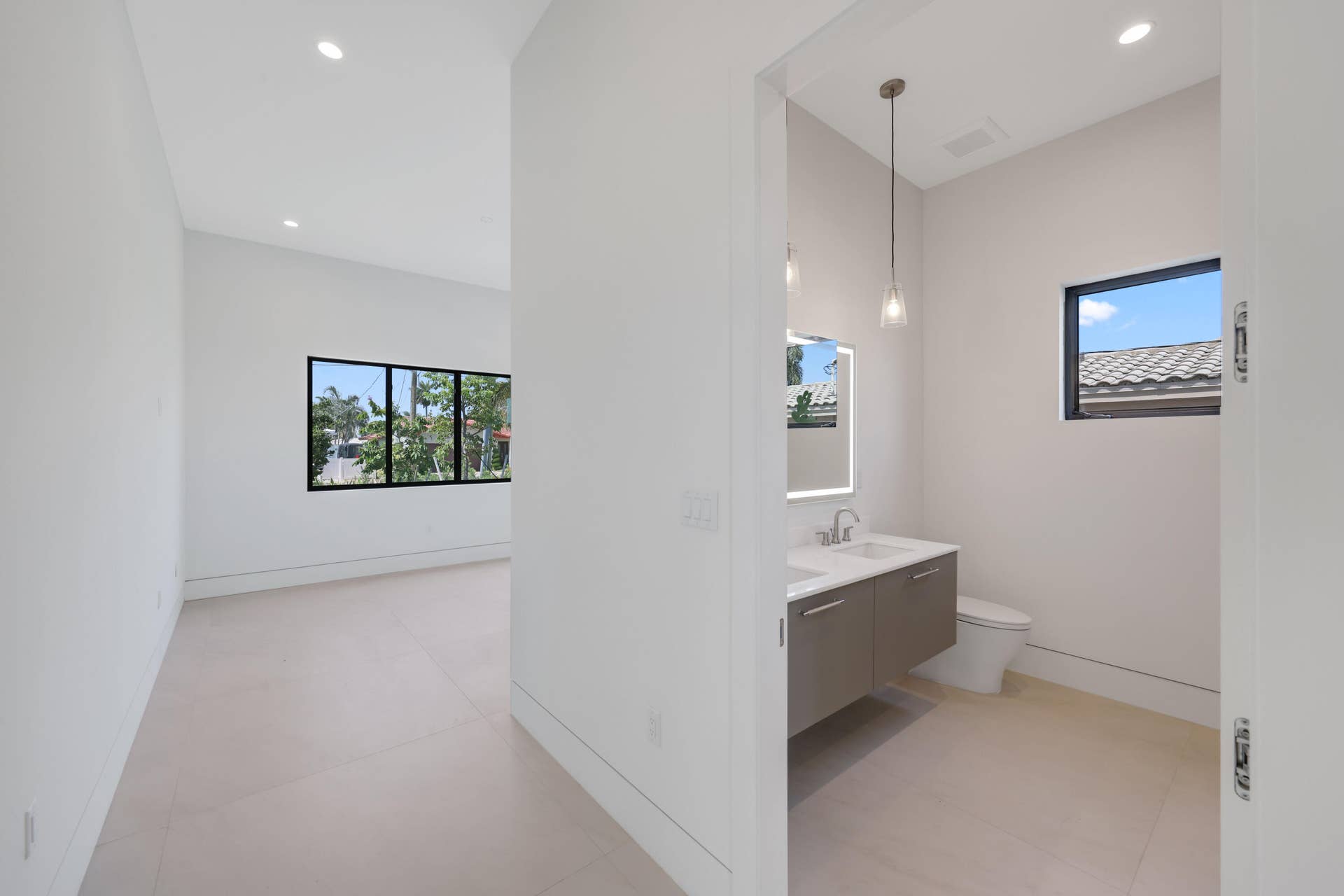 2612 NE 4TH Street, Pompano Beach, FL 33062 2612 Northeast 4th St - 74.jpg-FULL